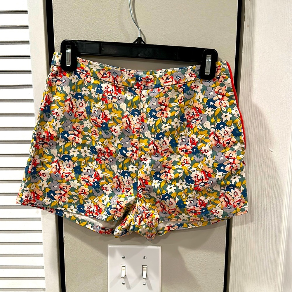 High waisted floral shorts